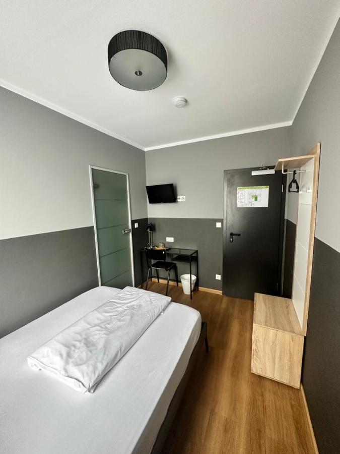 Hotel Fly ' In Offenbach am Main Kültér fotó