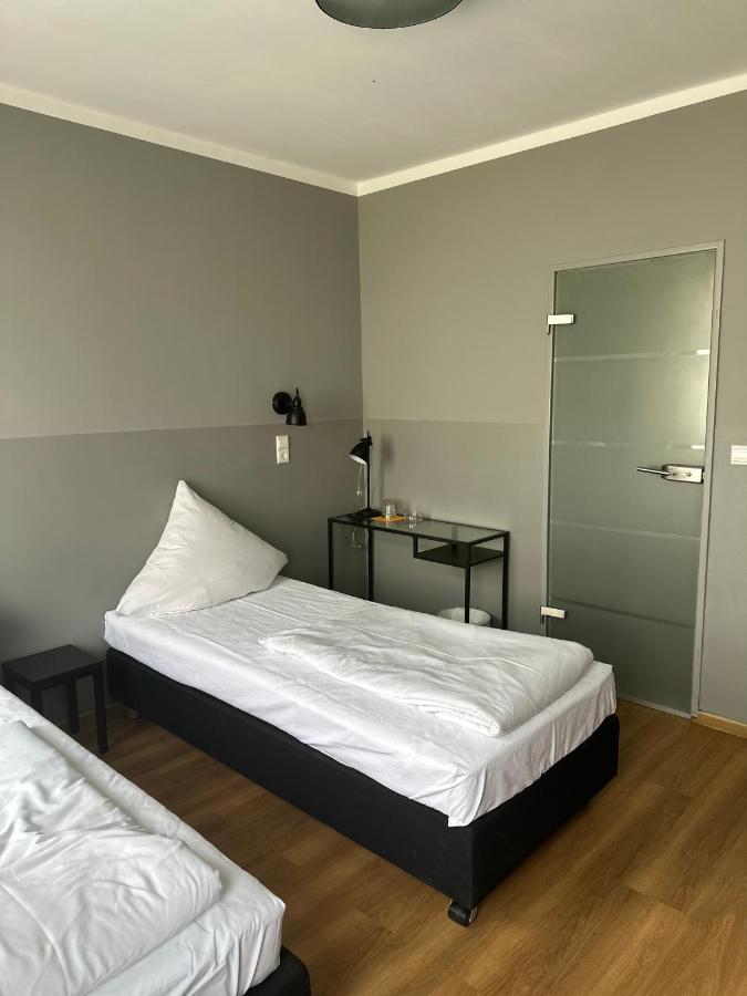 Hotel Fly ' In Offenbach am Main Kültér fotó