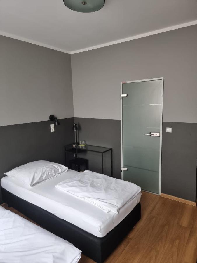 Hotel Fly ' In Offenbach am Main Kültér fotó